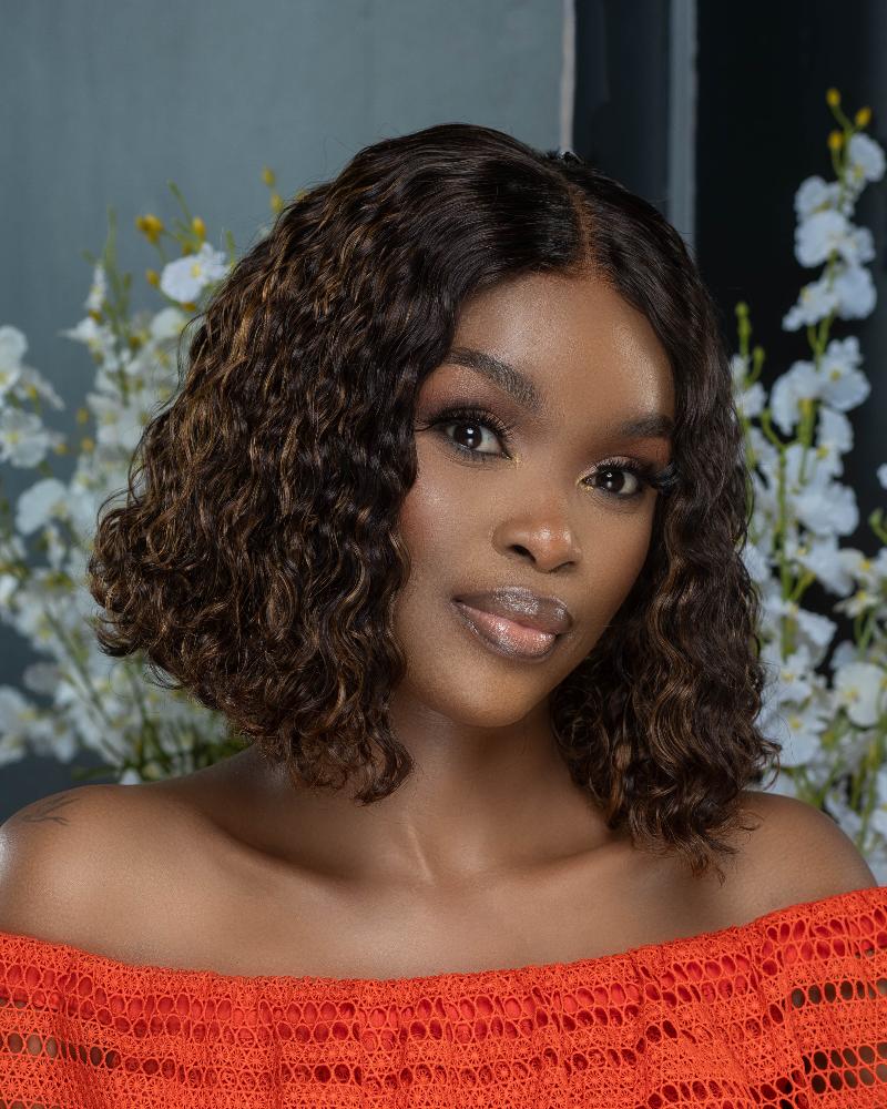 HD Peruvian 2x6 Lace Wig Swifty Bob Col 230 10 Inch